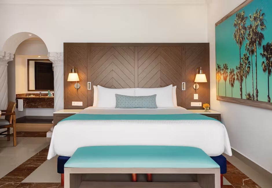 Wyndham Alltra Playa del Carmen Master 1 Bedroom Suite ocean front king